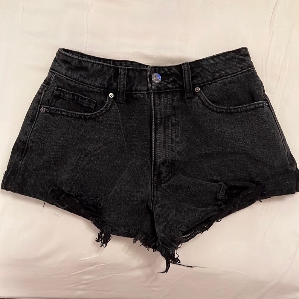 Forever 21 High Waisted Black Shorts!